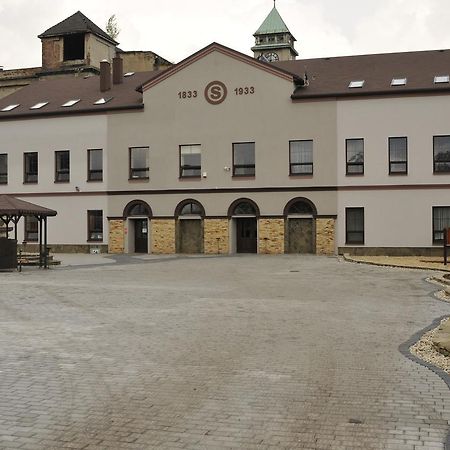Stary Dwor Bed & Breakfast Żywiec Екстериор снимка